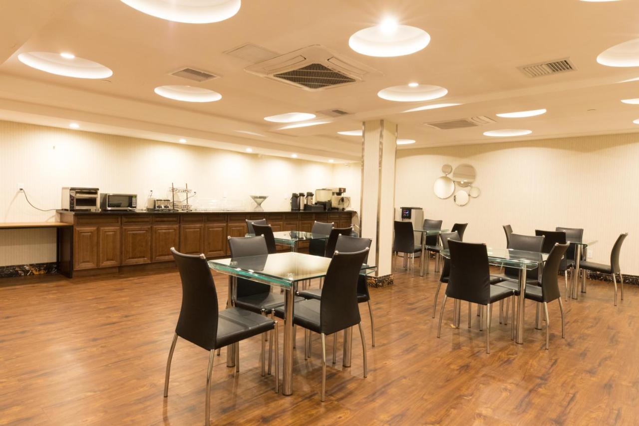 Mayfair Inn And Suites Nowy Jork Zewnętrze zdjęcie